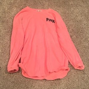 2000’s pink crewneck